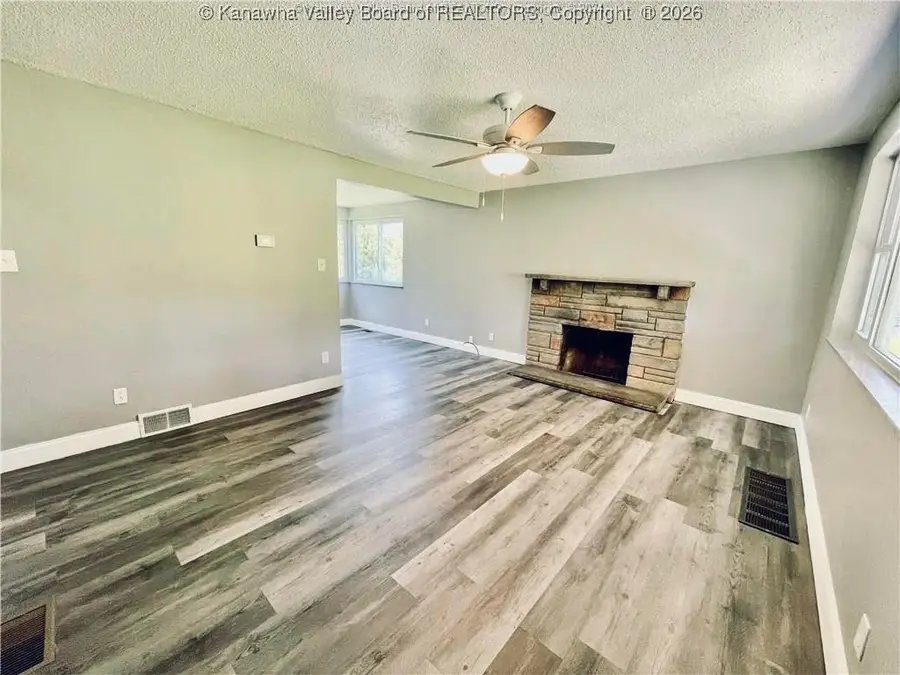5 Fairview Acres, South Charleston, WV 25309 - Image #3