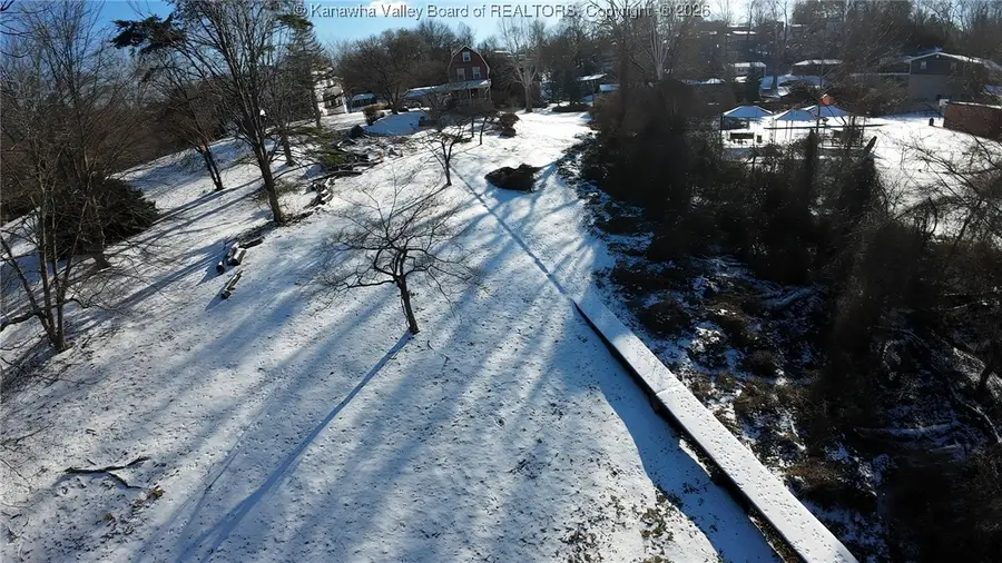 711 Kanawha Terrace, Saint Albans, WV 25177 - #2