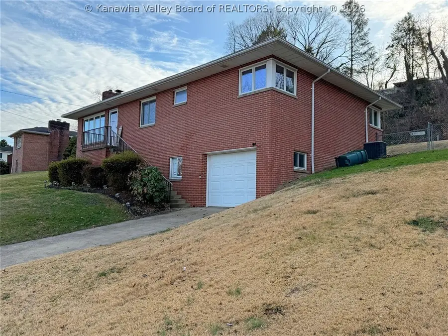 303 Knollwood Drive, Charleston, WV 25302 - #3
