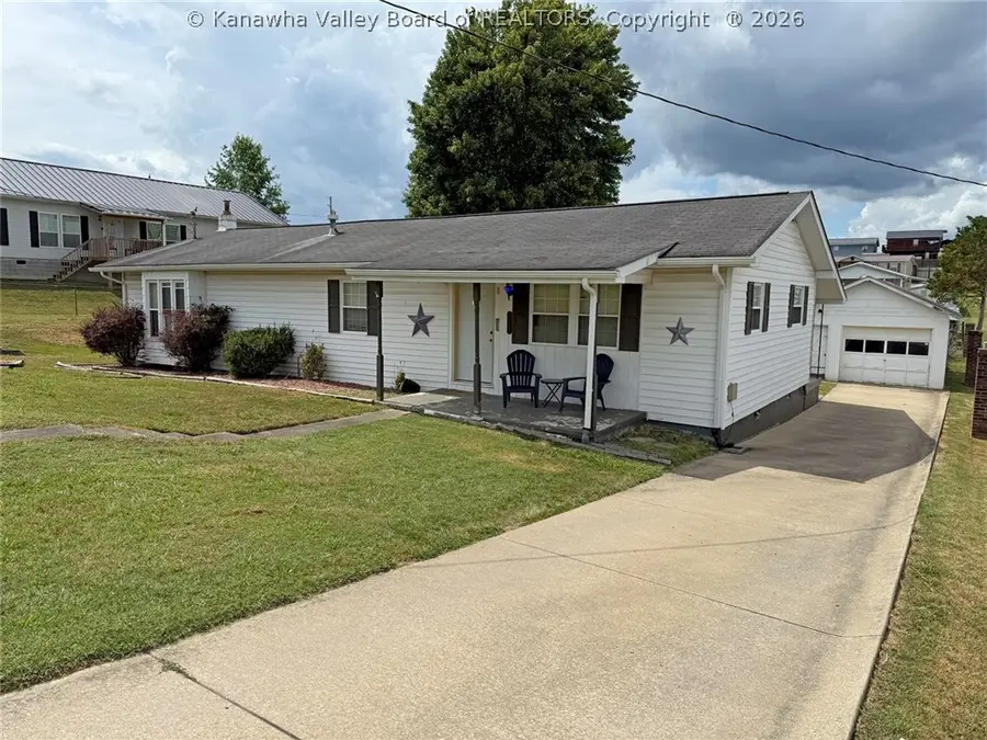 2486 Walnut Street, Hurricane, WV 25526 - Image #2