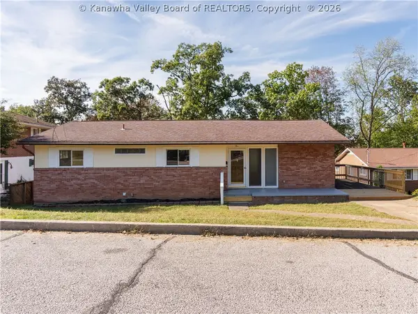 1212 Crown Drive, South Charleston, WV 25309