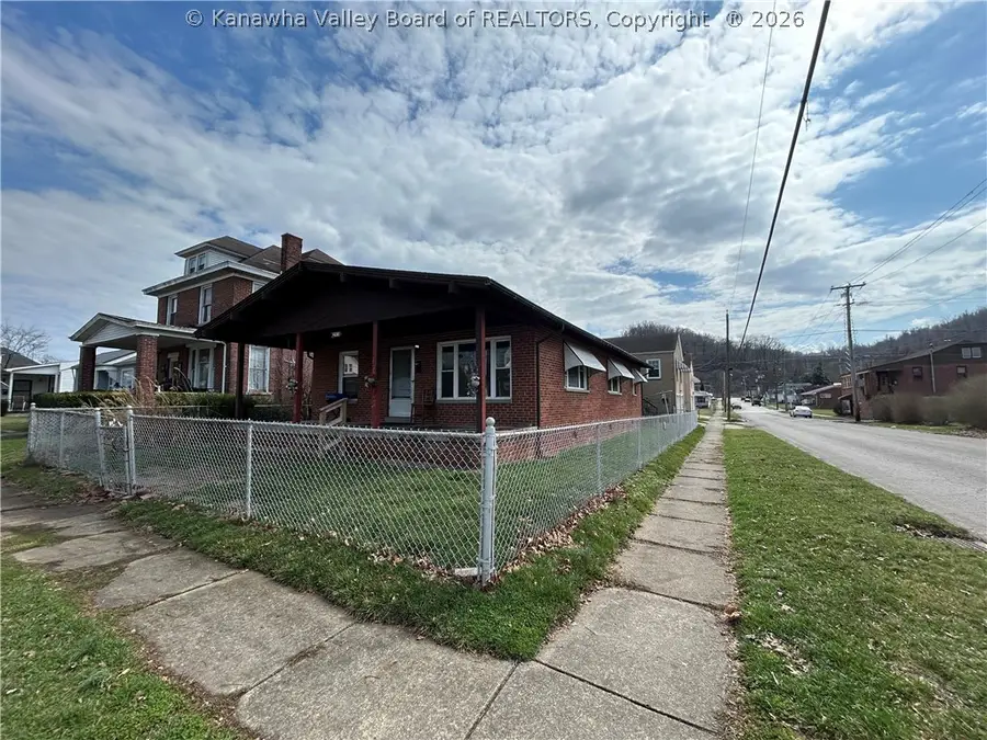 2971 Hughes Street, Huntington, WV 25704 - #2