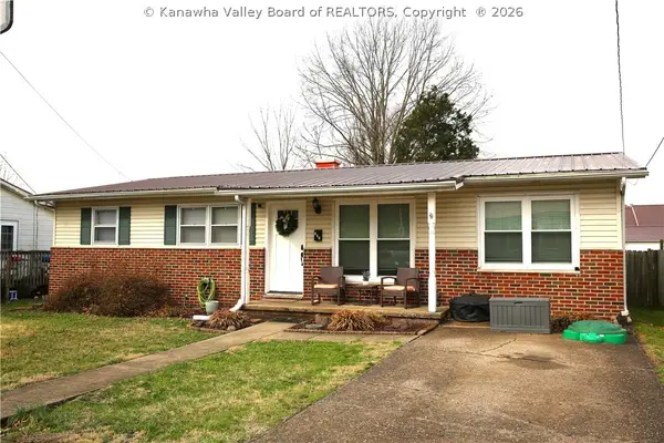102 Mcconkey Avenue, Barboursville, WV 25504