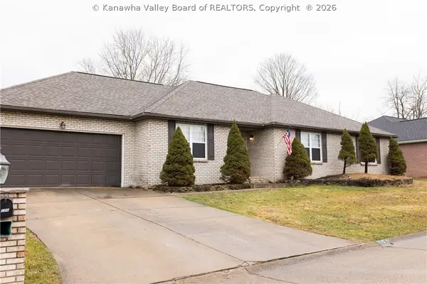 104 Mulberry Drive, Hurricane, WV 25526