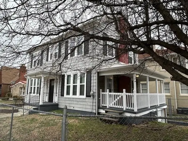 700 Hall Street, Charleston, WV 25302