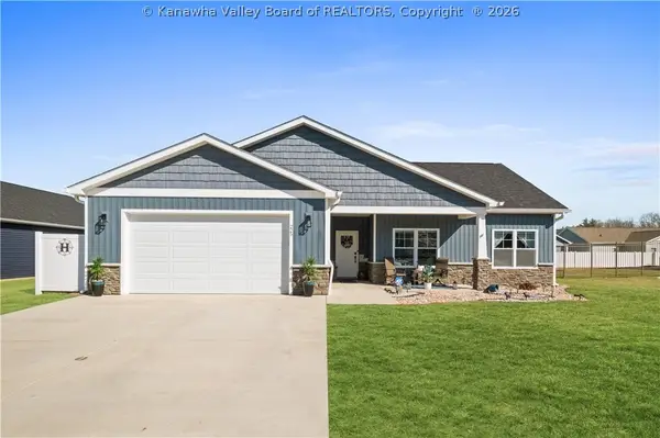 225 Lenore Circle, Fraziers Bottom, WV 25082