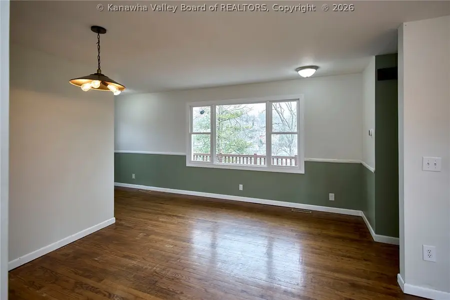 800 Scenic Drive, Charleston, WV 25311 - #3