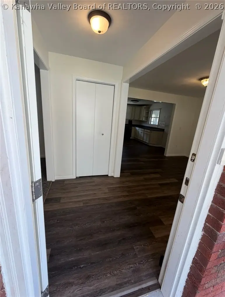 11186 Elk River Road N, Clendenin, WV 25045 - #3