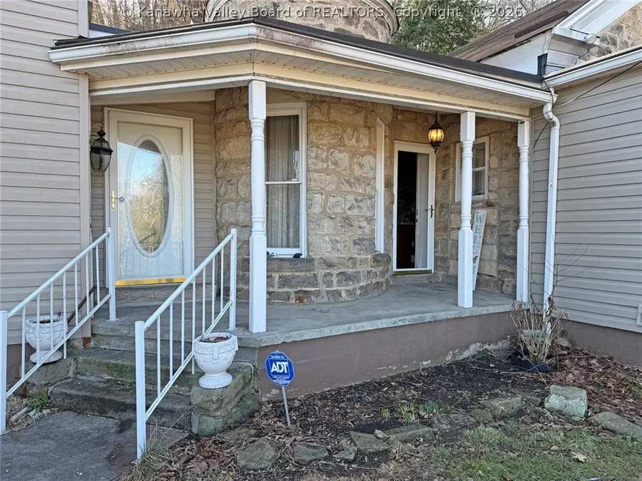 1201 Maccorkle Avenue Se, Charleston, WV 25304 - #2