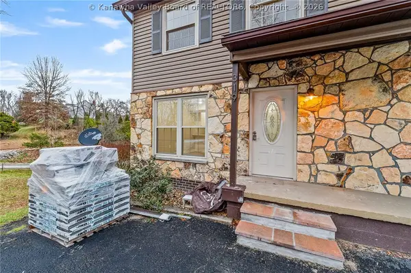 319 Berry Lane, Barboursville, WV 25504