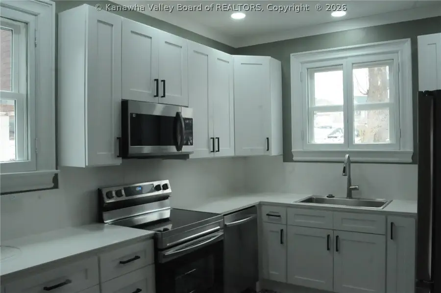 1812 Cliffview Avenue, Charleston, WV 25387 - #2