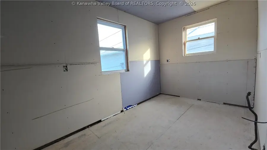 2427 Washington Street, Charleston, WV 25387 - #3