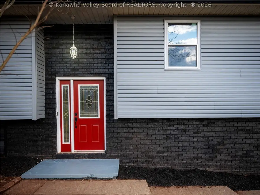 5302 Linda Vista Road, Cross Lanes, WV 25313 - #3