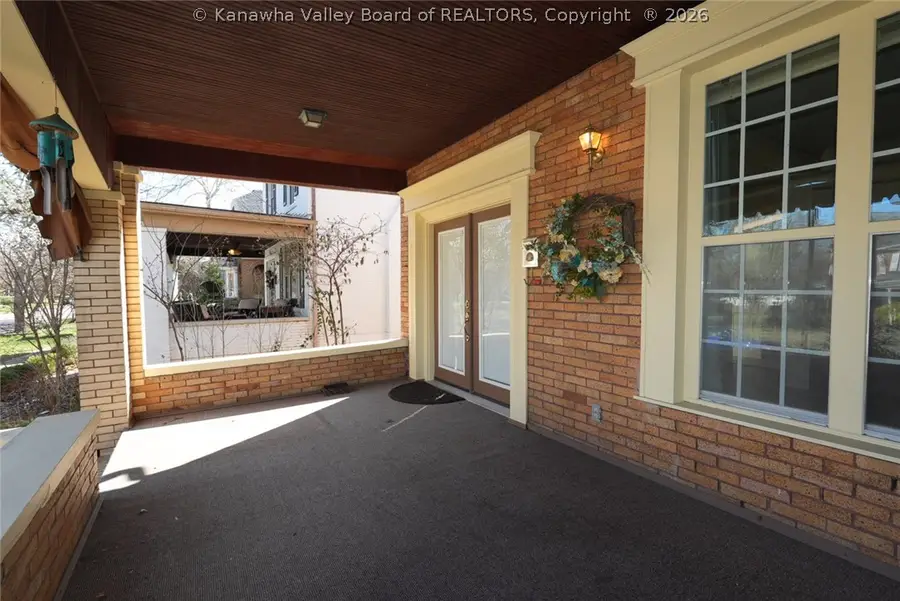 439 13th Avenue, Huntington, WV 25701 - #3