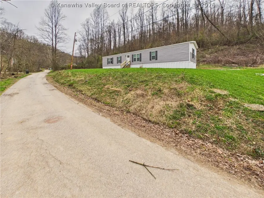 1820 Mundy Hollow Road, Charleston, WV 25312 - #2