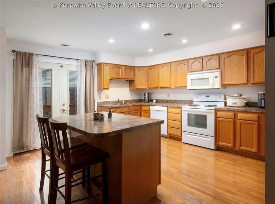 6 Lincoln Heights #A, Alum Creek, WV 25003 - #3