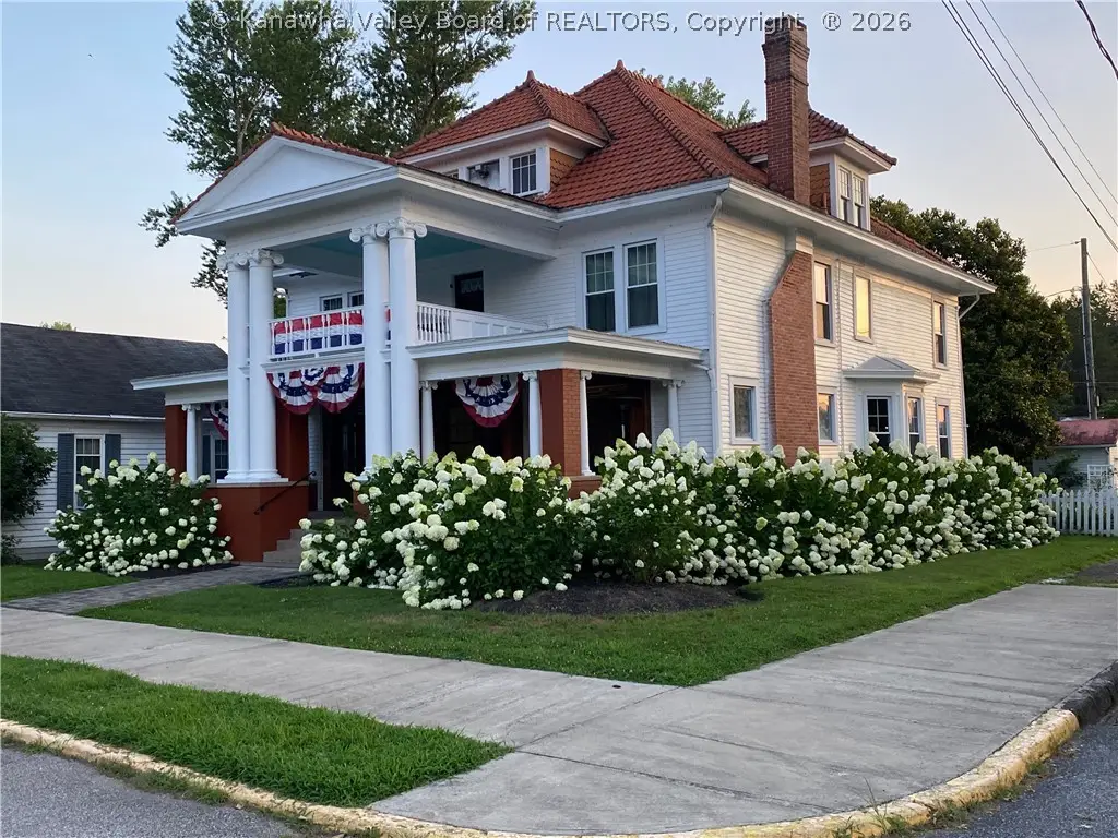 208 Henrietta Street, Ravenswood, WV 26164 - #1