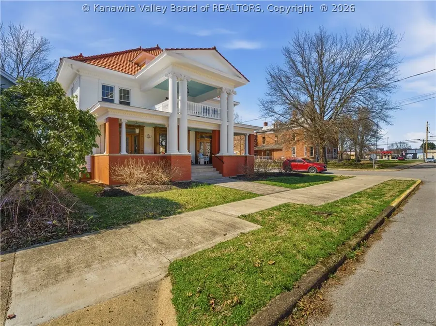 208 Henrietta Street, Ravenswood, WV 26164 - #3