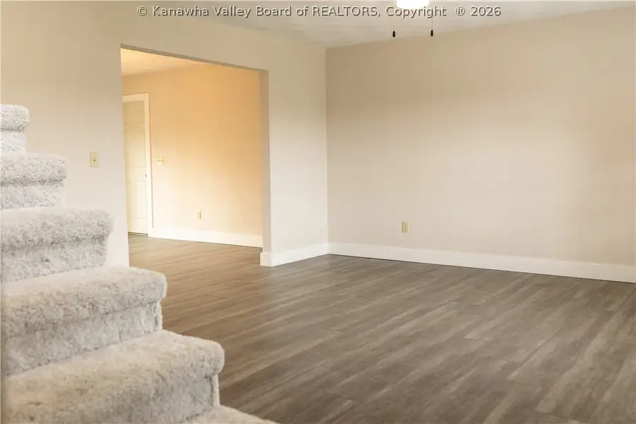 107 Woodbend Cove, Winfield, WV 25213 - #2