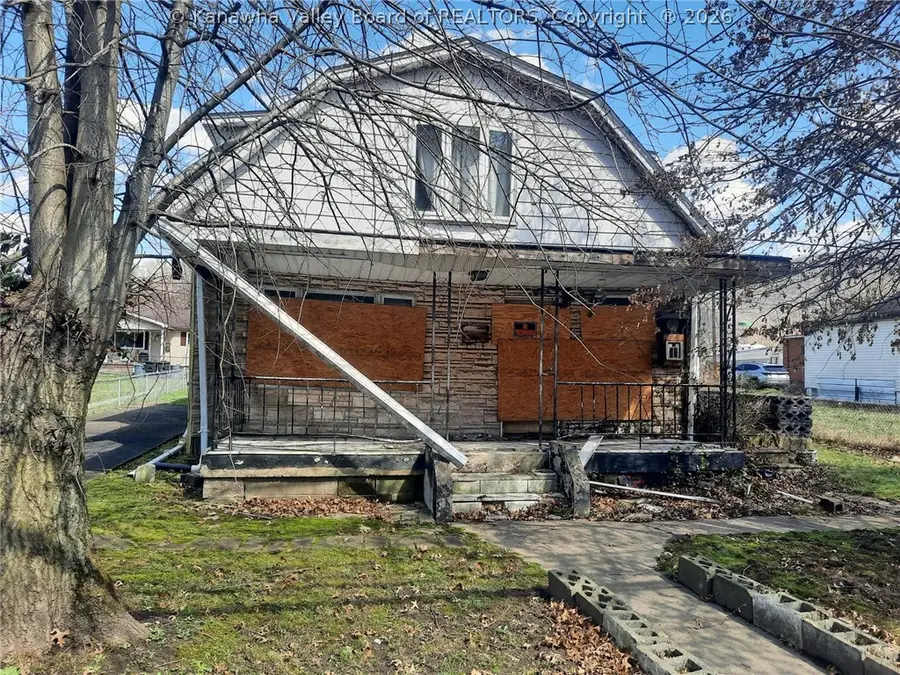 11734 Maccorkle Avenue Se, Chesapeake, WV 25315 - #2