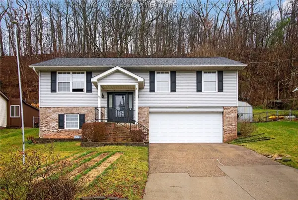 97 Janette Drive, Poca, WV 25159