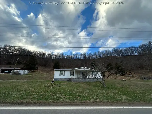 18858 S Calhoun Highway, Orma, WV 25268