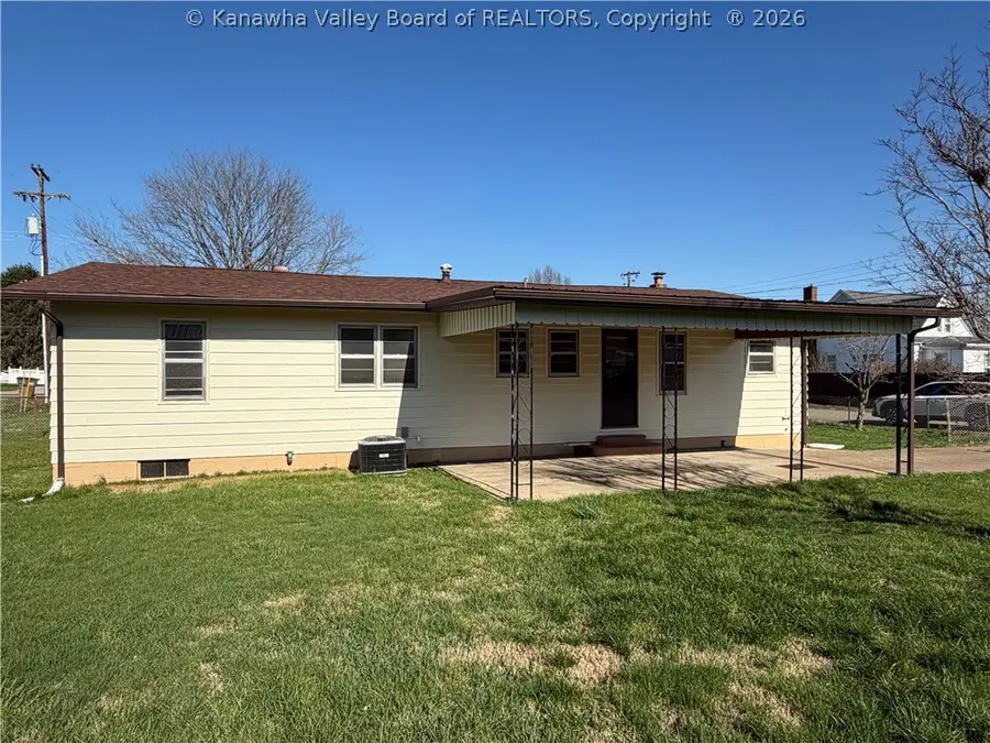 691 2nd Street, Mason, WV 25260 - #3
