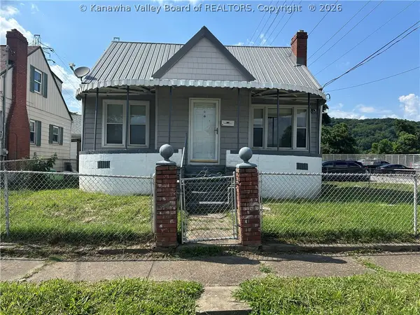 239 10th Avenue, South Charleston, WV 25303