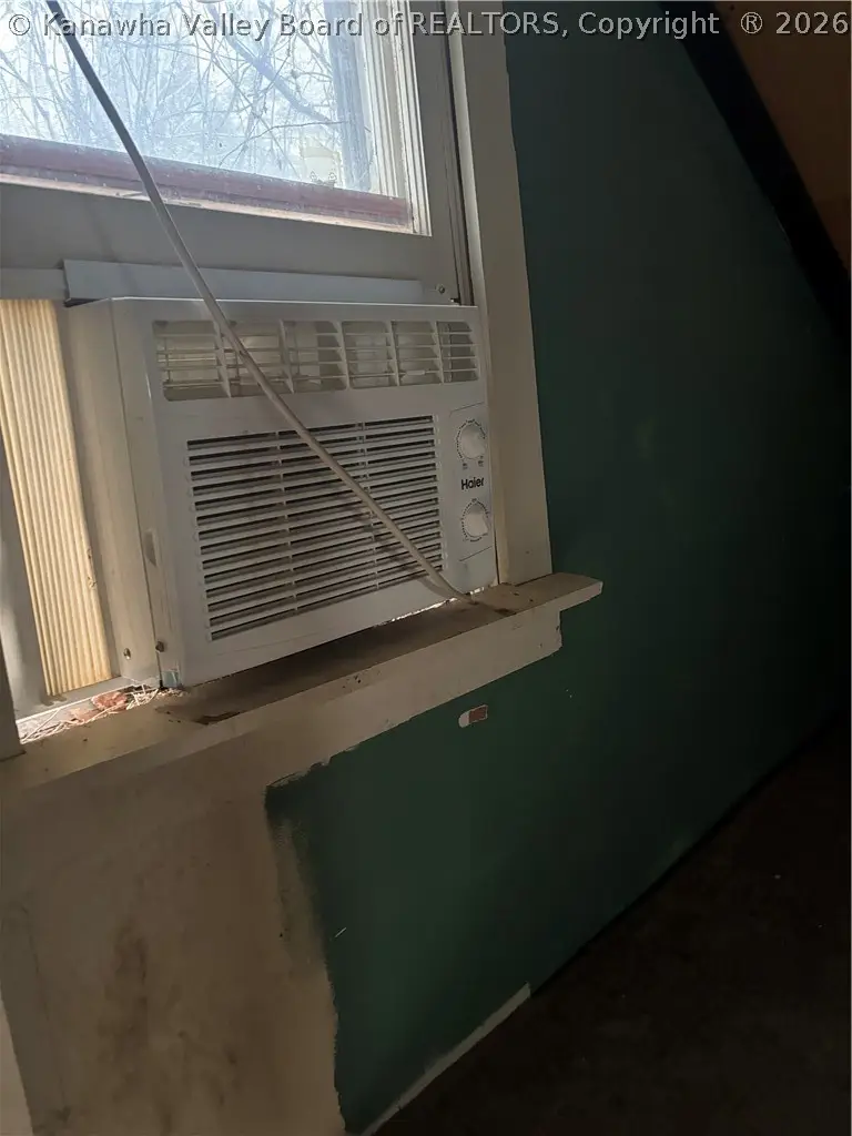 2193 Falcon Drive, Charleston, WV 25387 - #3