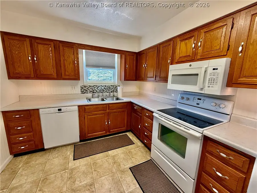 119 2nd Avenue, Ravenswood, WV 26164 - #2