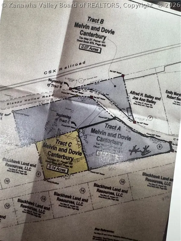 80 S Sleepy Hollow Road, Amherstdale, WV 25607