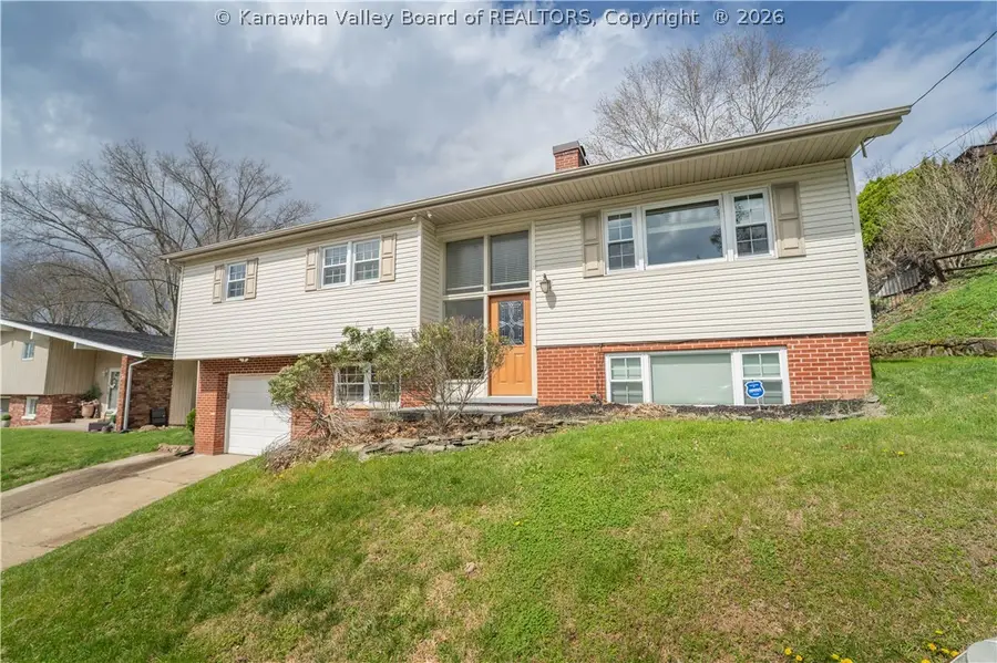 2013 Huber Road, Charleston, WV 25314 - #2