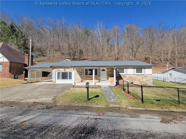 174 Hidden Valley Road, Chapmanville, WV 25508