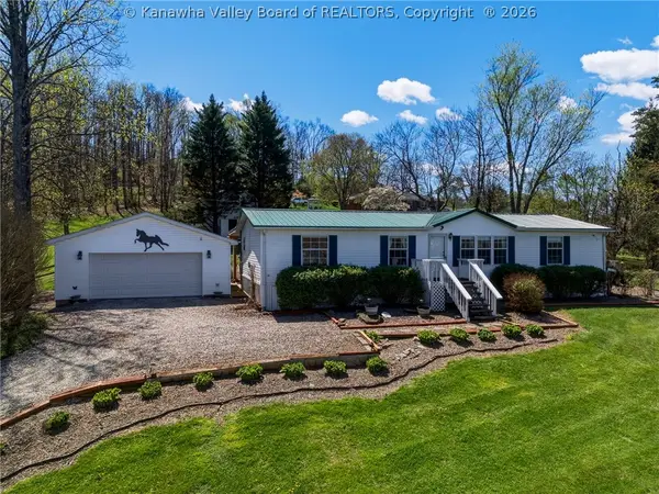 2435 Us Route 60, Hurricane, WV 25526