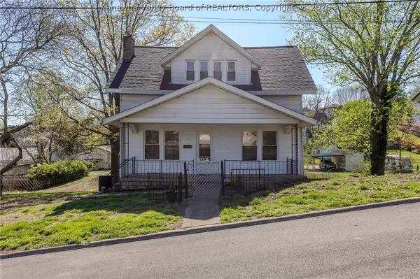 904 Lee Street, St Albans, WV 25177