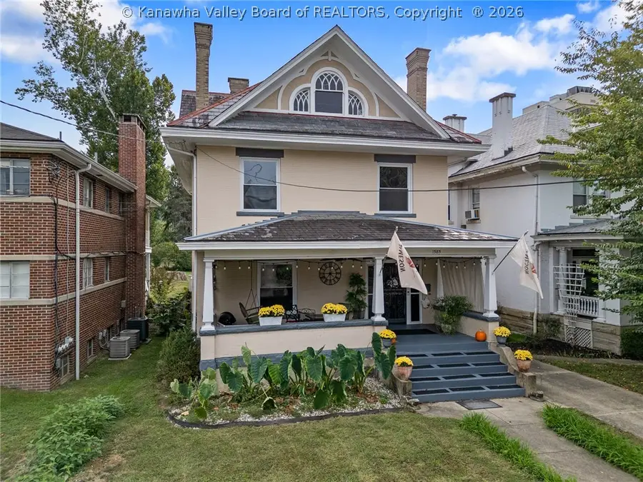 1585 Virginia Street E, Charleston, WV 25301 - #3