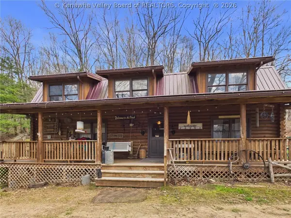 5152 Servia Elmira Road, Duck, WV 25063