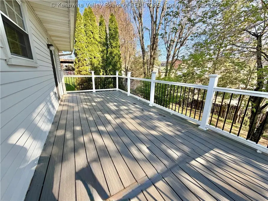 5209 Glow Drive, Charleston, WV 25314 - #3