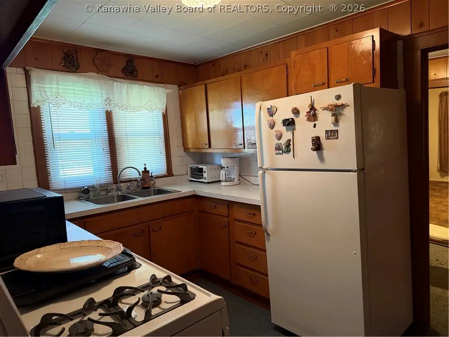 2529 Conner Avenue, Hurricane, WV 25526 - #3