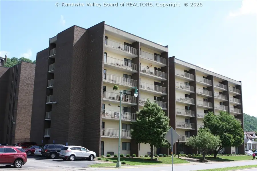 2106 Kanawha Boulevard E #408, Charleston, WV 25311 - #2
