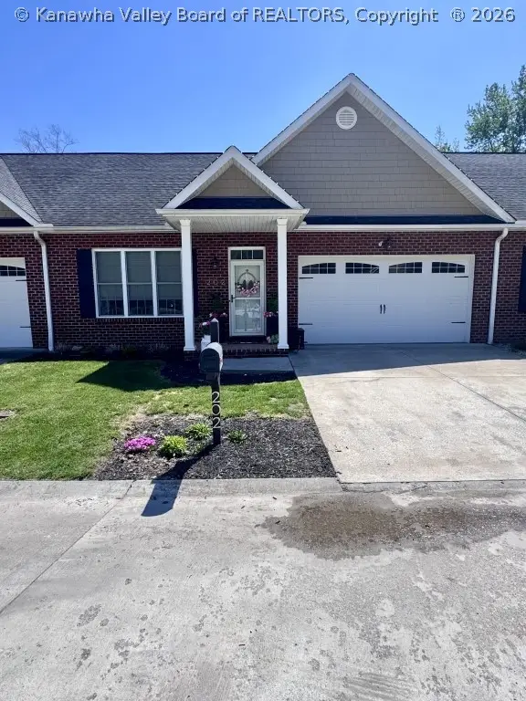 400 Conner Drive #202, Charleston, WV 25302