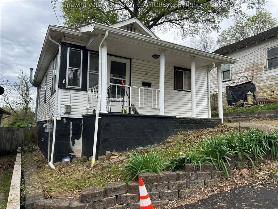 1391 Elizabeth Street, Huntington, WV 25705 - #3