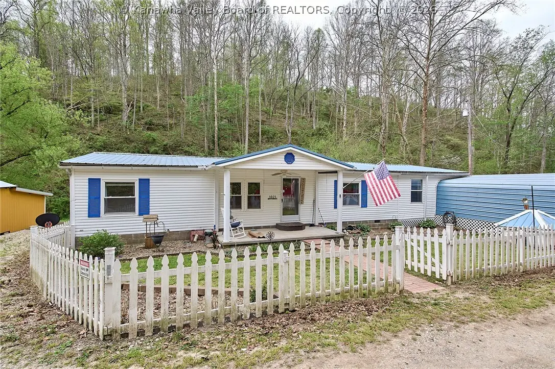 1021 Mccomas Branch Road, Milton, WV 25541 - #1