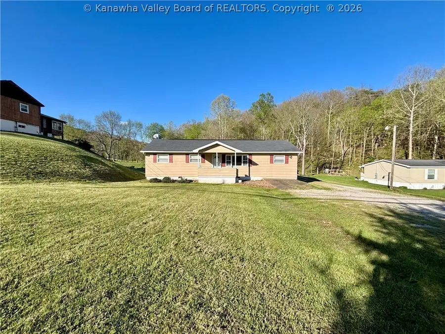 2530 Greenhills Road, Ravenswood, WV 26164 - #2