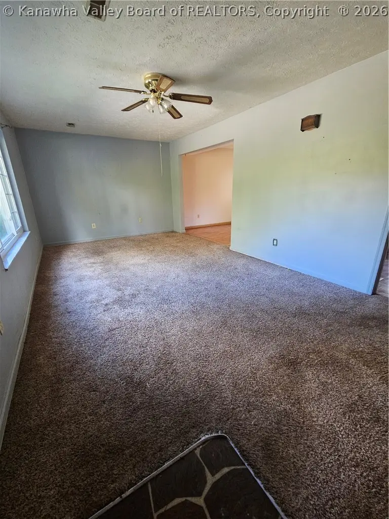 25 Apple Blossum Lane, Culloden, WV 25510 - #2