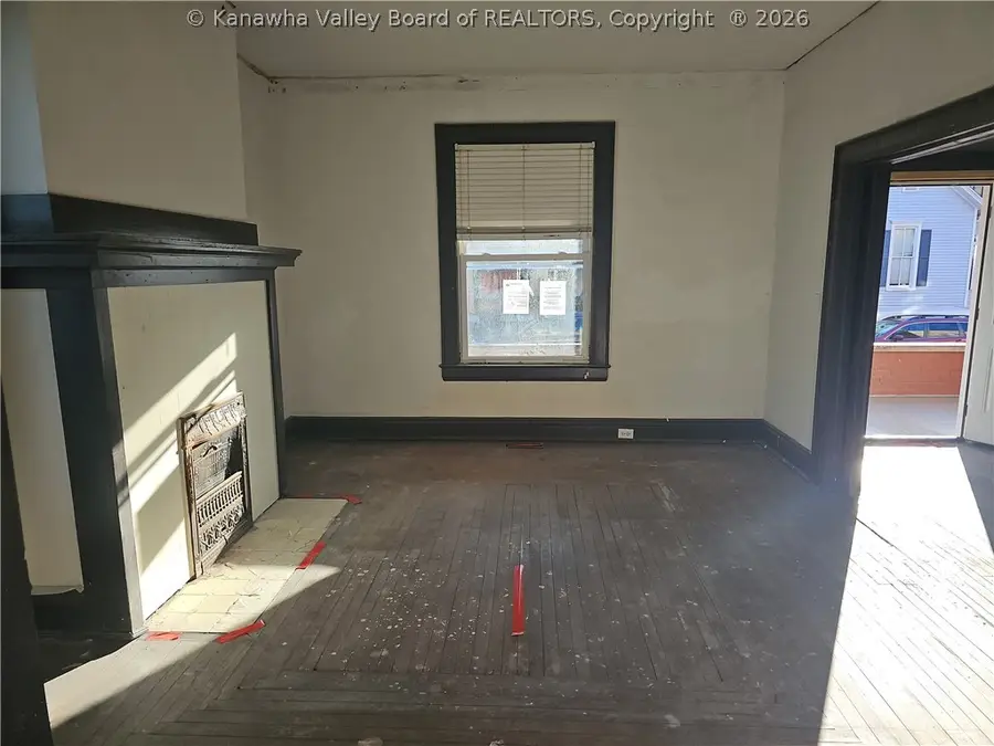 1406 Lee Street E, Charleston, WV 25301 - #3