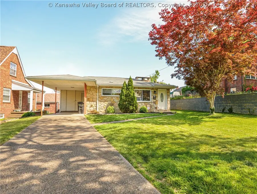 58 9th Avenue, Saint Albans, WV 25177 - #2