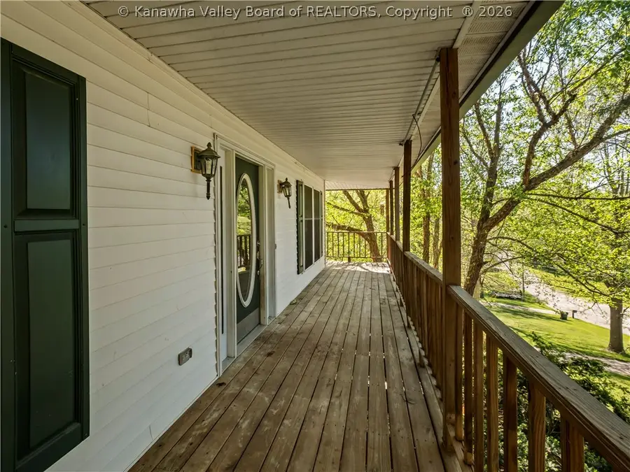 214 Cedar Drive, Scott Depot, WV 25560 - #3