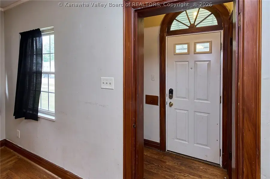 1503 W Virginia Avenue, Dunbar, WV 25064 - #2