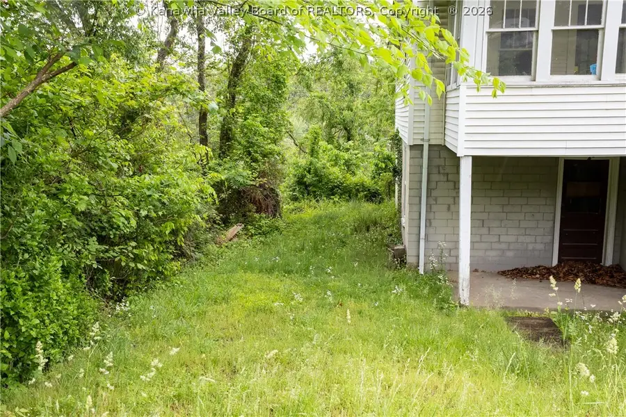 127 Bailes Drive, Nitro, WV 25143 - #2